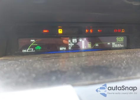 2014 Toyota Prius V Three из США, поврежденный, VIN JTDZN3EU1E3308337